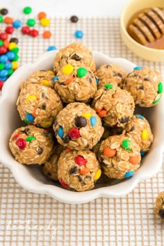 "No-bake oatmeal energy balls – a quick, healthy, and easy lunch box snack for kids."