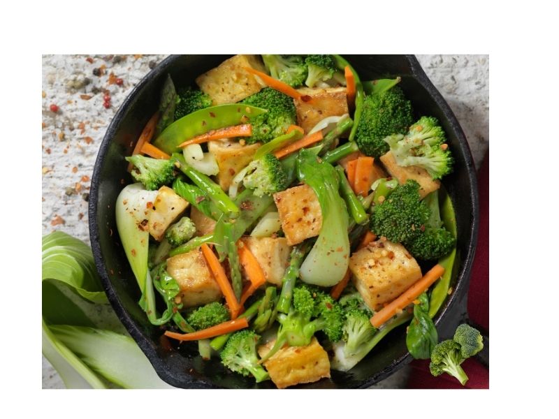 Broccoli is a liver-friendly food that helps detox the liver naturally.